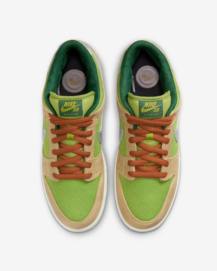 Zapatillas Nike SB Dunk Low Pro Sesame Pear Fir Plata metalizado Devil Skate Shop